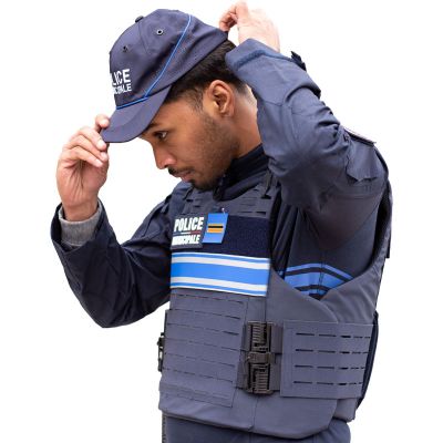 housse gilet pare-balles QUICK Release IIIA Police Municipale porté par un agent